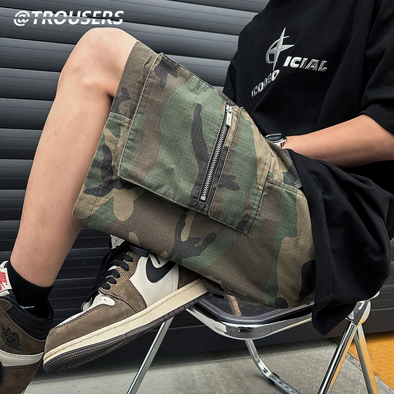 Повседневные камуфляжные брюки для мужчин: летние, тонкие, прямые, укороченные, в стиле High Street, модные, спортивные, рабочие, свободного кроя, молодежные
Повседневные камуфляжные брюки для мужчин: летние, тонкие, прямые, укороченные, в стиле High Street, модные, спортивные, рабочие, свободного кроя, молодежные