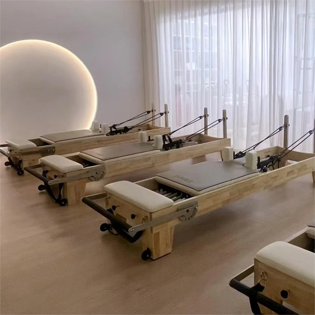 High-quality oak wood Pilates reformer, solid wood Pilates core bed
High-quality oak wood Pilates reformer, solid wood Pilates core bed