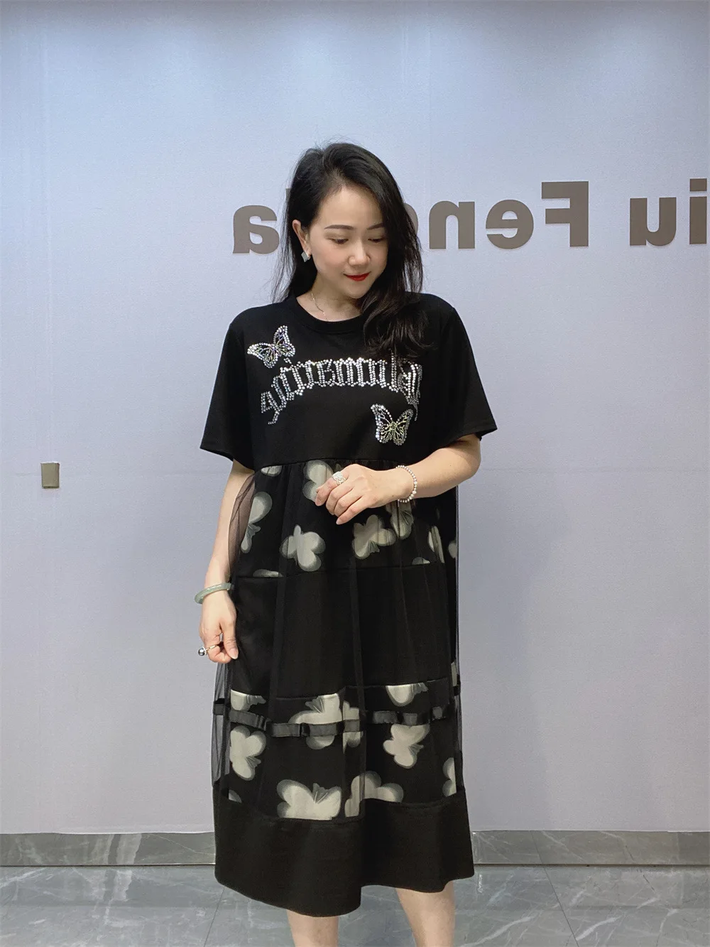 Women Short Sleeve Dress New Summer Fake Two Pieces Hot Diamond Dress Fashion Loose Female Black Butterfly Dress
Women Short Sleeve Dress New Summer Fake Two Pieces Hot Diamond Dress Fashion Loose Female Black Butterfly Dress