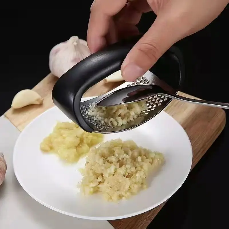 Curved fruit and vegetable stainless steel garlic press machine, manual chopping tool, cooking kitchen small tool
Curved fruit and vegetable stainless steel garlic press machine, manual chopping tool, cooking kitchen small tool