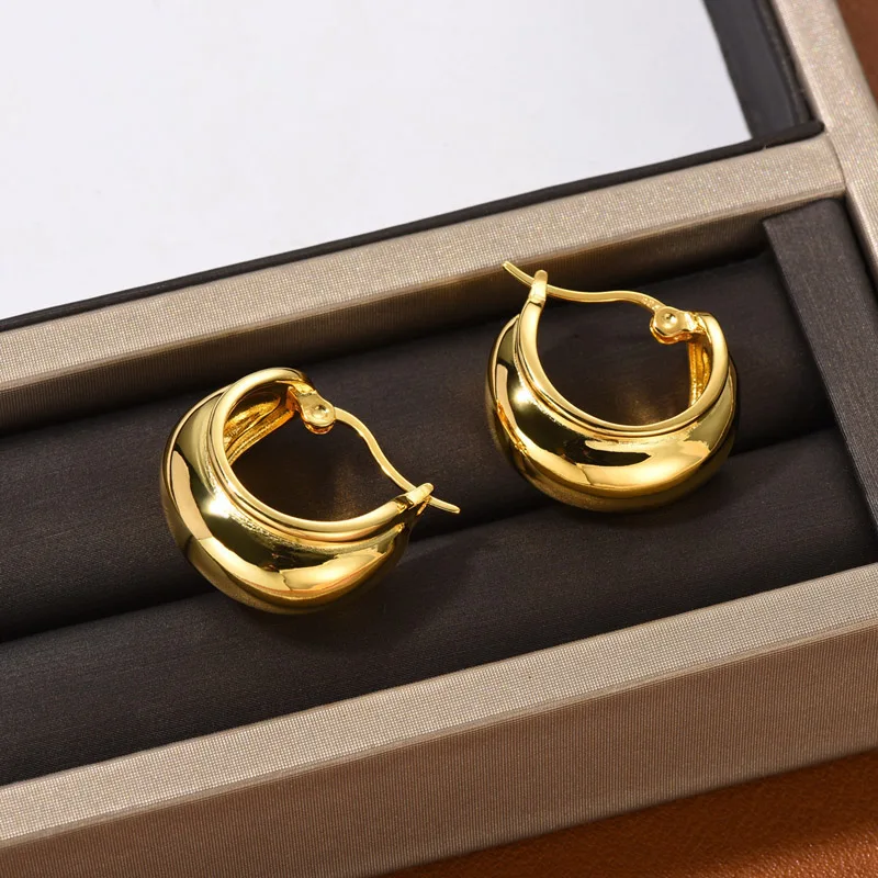 Luxury Retro Titanium Earrings European And American Fashion Personality Concave-Convex Circle Design
Luxury Retro Titanium Earrings European And American Fashion Personality Concave-Convex Circle Design
