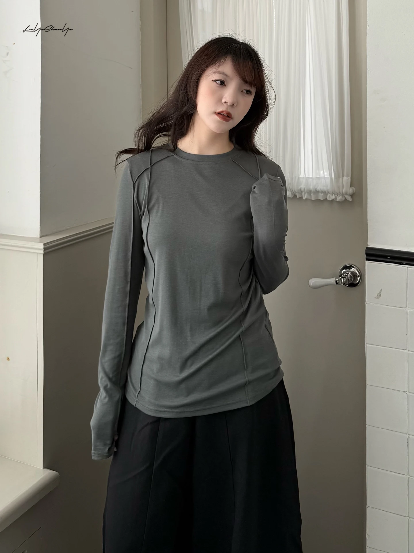 Loose Fit Long Sleeve round Neck T-Shirt High Elasticity Slimming Land And Mountain Reef Skin-Friendly Casual Style Cotton Top
Loose Fit Long Sleeve round Neck T-Shirt High Elasticity Slimming Land And Mountain Reef Skin-Friendly Casual Style Cotton Top