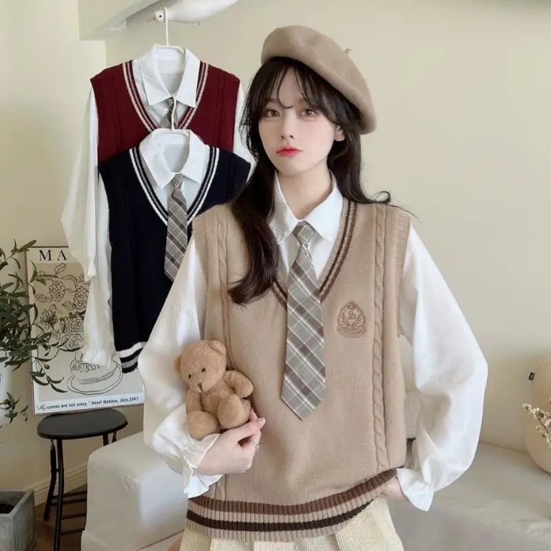 College Style Loose V-neck Sleeveless Knitted Vest,Women Autumn Winter Outer Sweater Vest,School Uniform for Daily Wear&Cosplay
College Style Loose V-neck Sleeveless Knitted Vest,Women Autumn Winter Outer Sweater Vest,School Uniform for Daily Wear&Cosplay