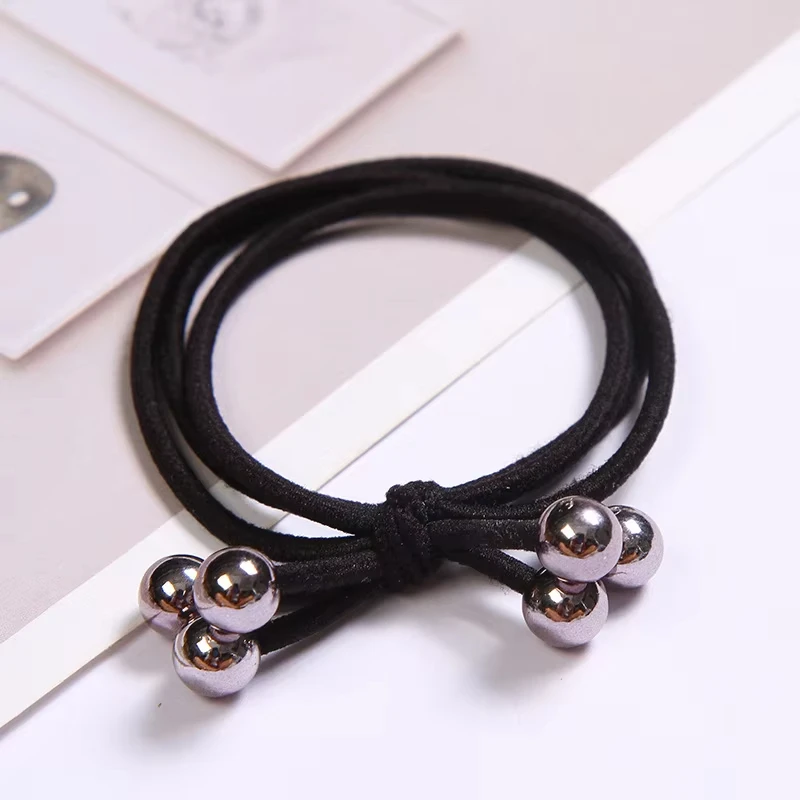 Новая веревка для волос, высокая эластичная завязка для волос, веревка с узлом «три в одном», резинка для хвоста, простые головные уборы для девочек, аксессуары для волос
Новая веревка для волос, высокая эластичная завязка для волос, веревка с узлом «три в одном», резинка для хвоста, простые головные уборы для девочек, аксессуары для волос