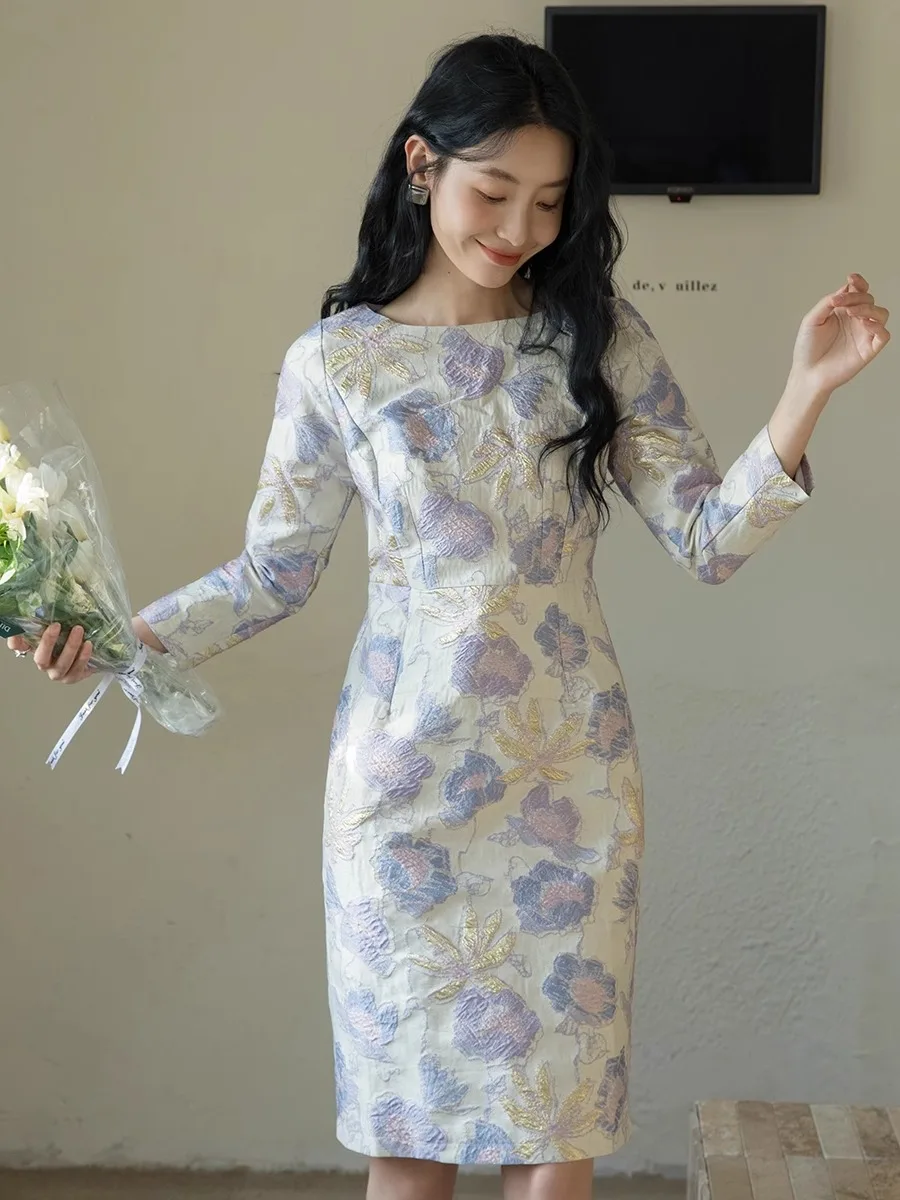 High Quality New Spring Jacquard Long Sleeve Dress Elegant O-neck Mid-long Package Hip Dress Luxury Noble Knee-length Slim Dress
High Quality New Spring Jacquard Long Sleeve Dress Elegant O-neck Mid-long Package Hip Dress Luxury Noble Knee-length Slim Dress