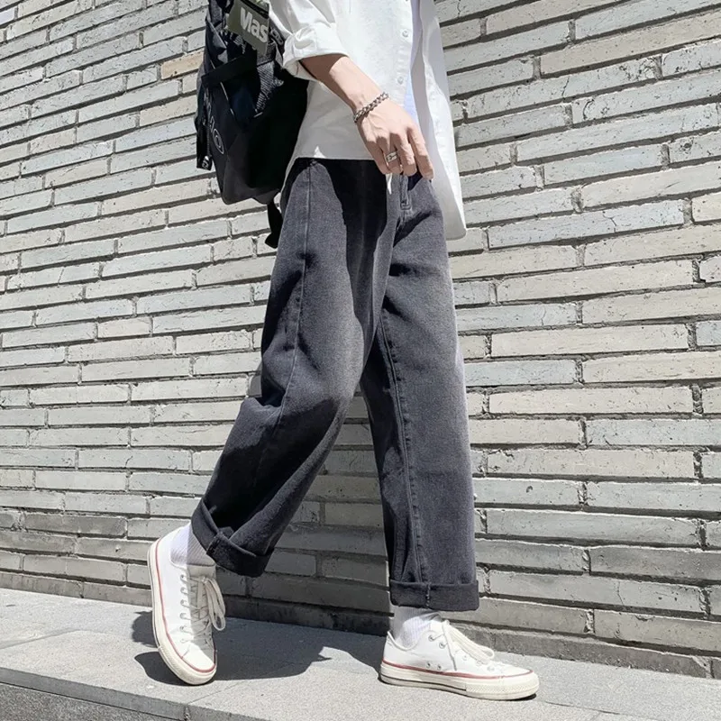 2022 New Fashion Simple Design Black Vintage Men Baggy Jeans Trousers All-match Straight Casual Loose Denim Pants Pantaloni Uomo
2022 New Fashion Simple Design Black Vintage Men Baggy Jeans Trousers All-match Straight Casual Loose Denim Pants Pantaloni Uomo