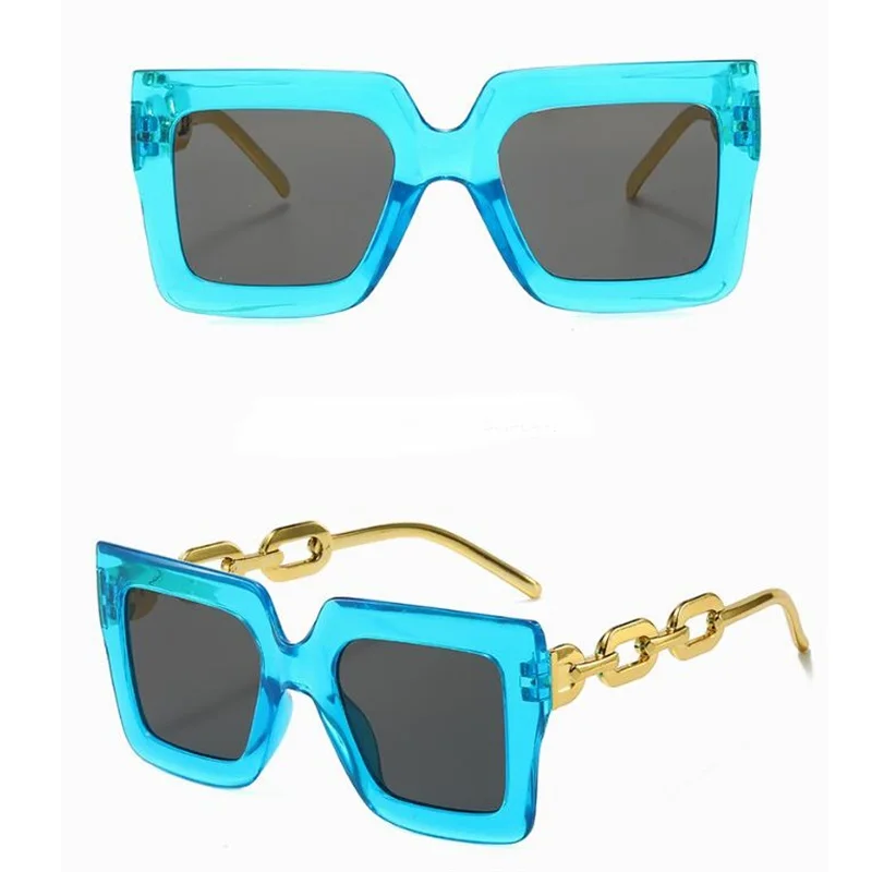 Electroplated metal chain leg retro square sunglasses for women, fashionable large frame, beautiful glasses 8803
Electroplated metal chain leg retro square sunglasses for women, fashionable large frame, beautiful glasses 8803