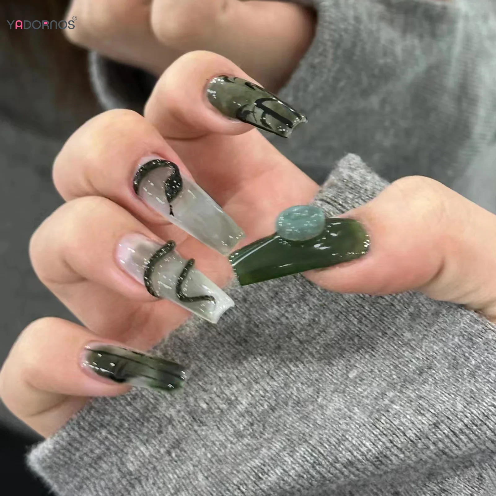 24pcs Dark Green Fake Nails Tips 3D Snake Jade Press On Nails Chinese Style Painted Bamboo False Nail Patches Manicure Art
24pcs Dark Green Fake Nails Tips 3D Snake Jade Press On Nails Chinese Style Painted Bamboo False Nail Patches Manicure Art