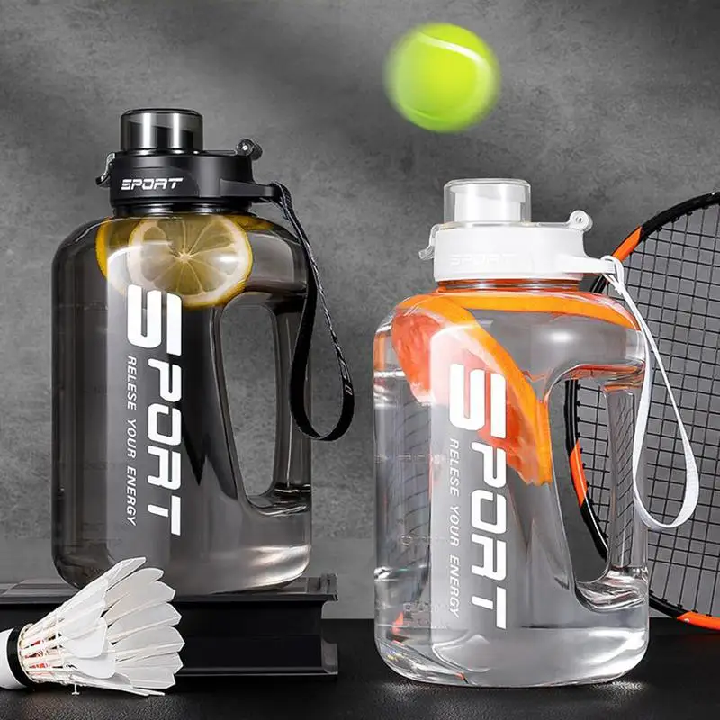 1700ml Sports Water Bottle Travel Bottle Sports Fitness Cup High Value Big Cup Adult Universal Water Bottle Water Kettle Gym cup
1700ml Sports Water Bottle Travel Bottle Sports Fitness Cup High Value Big Cup Adult Universal Water Bottle Water Kettle Gym cup