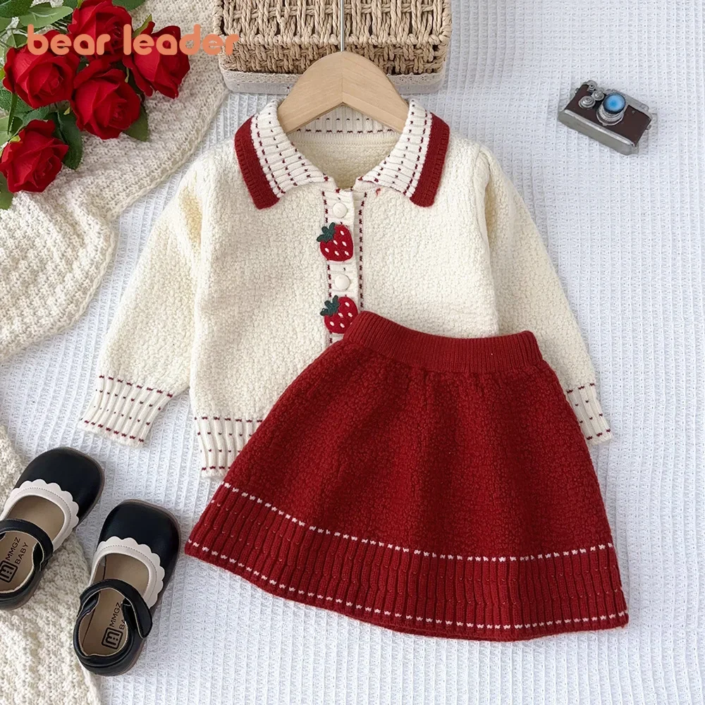 Bear Leader Children's Sets Strawberry Decorative Collar Long Sleeve Cardigan Top+A-line Skirt Winter Sweater Set
Bear Leader Children's Sets Strawberry Decorative Collar Long Sleeve Cardigan Top+A-line Skirt Winter Sweater Set