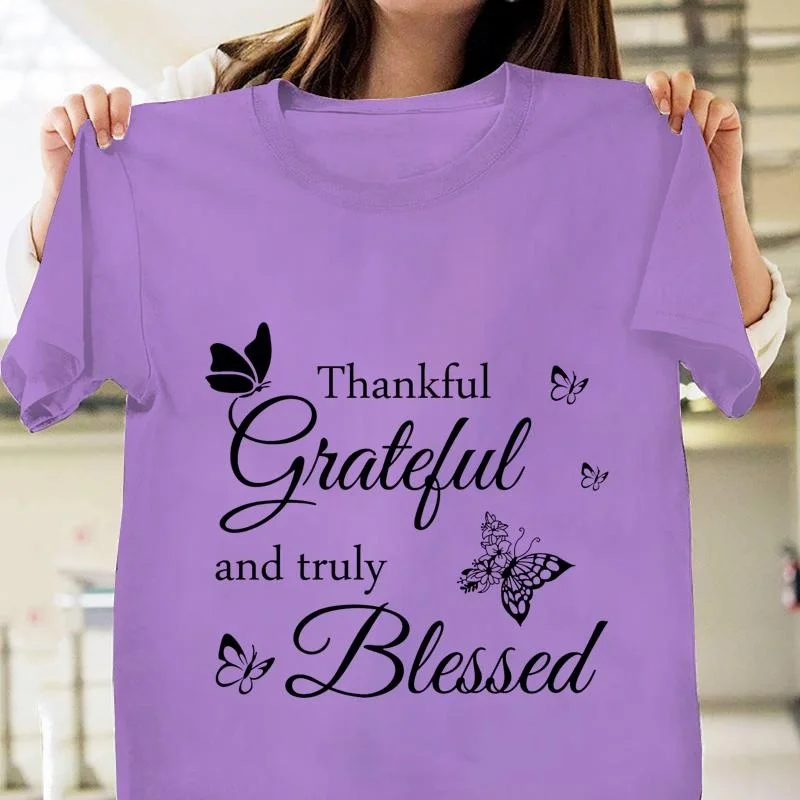 Agradecidas Y Verdaderamente Bendecidas Funny Letter Print T-shirt Women's Casual Comfortable Loose Short Sleeve T-shirt
Agradecidas Y Verdaderamente Bendecidas Funny Letter Print T-shirt Women's Casual Comfortable Loose Short Sleeve T-shirt