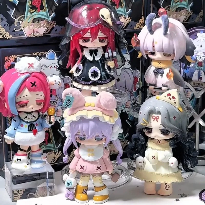 Missy Sweet Mourning Lolita V2 Crow Paradise Series слепая коробка милая мультяшная кукла Лоли Mystery Box фигурки героев декор для рабочего стола 
Missy Sweet Mourning Lolita V2 Crow Paradise Series слепая коробка милая мультяшная кукла Лоли Mystery Box фигурки героев декор для рабочего стола