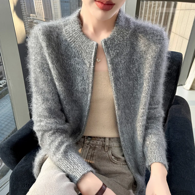 100% Pure Mink Cashmere Zipper Cardigan Women's Semi-High-Neck Large Size Knitted Coat Fashion Joker Colored Yarn Warm Jacket
100% Pure Mink Cashmere Zipper Cardigan Women's Semi-High-Neck Large Size Knitted Coat Fashion Joker Colored Yarn Warm Jacket