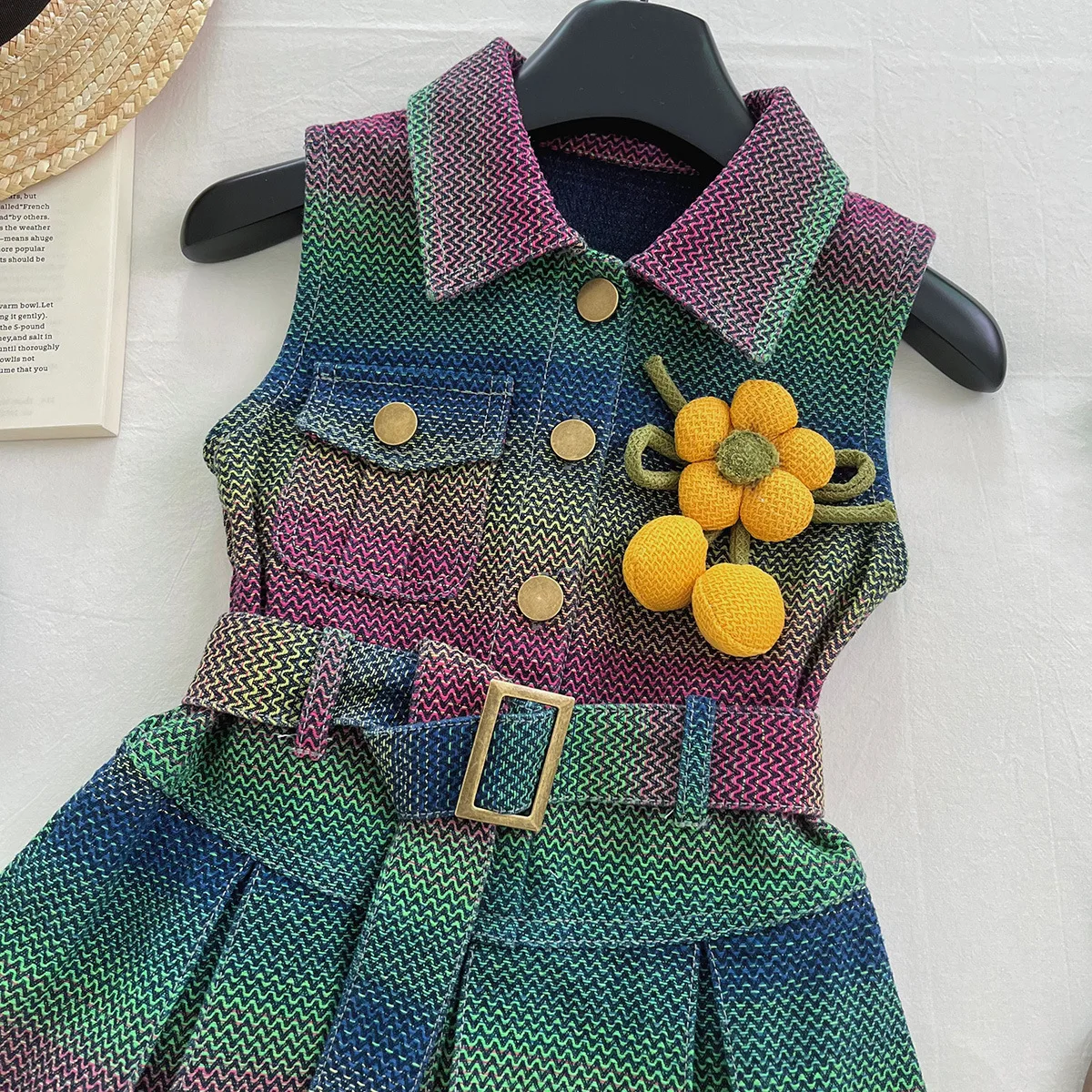 2026 New Girls Colorful Denim Dress Thin Summer Gradient Turn-down Collar Tank Top Dress Girls Sleeveless Denim Dress
2026 New Girls Colorful Denim Dress Thin Summer Gradient Turn-down Collar Tank Top Dress Girls Sleeveless Denim Dress