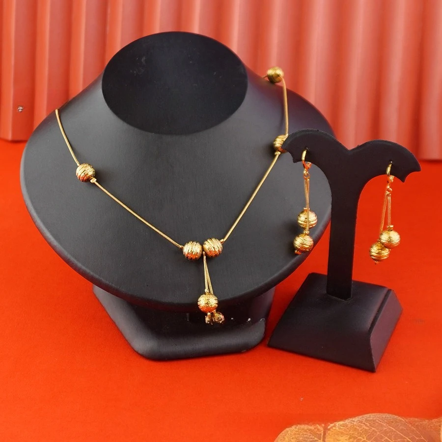 9999 gold - Simple and fashionable round bead design earrings, necklaces, and women's jewelry sets
9999 gold - Simple and fashionable round bead design earrings, necklaces, and women's jewelry sets