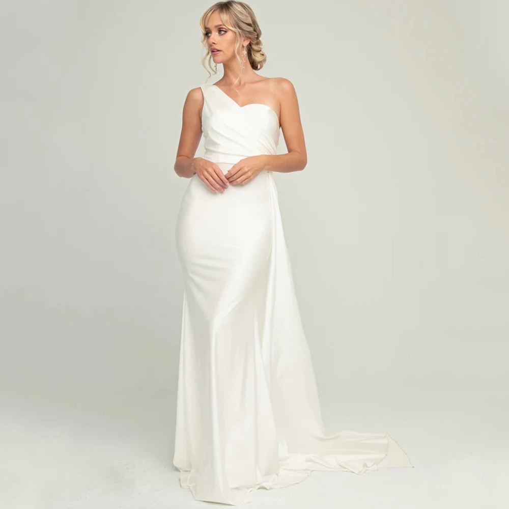 Simple One Shoulder Wedding Dress Sleeveless Mermaid Floor Length with Sweep Train Bridal Sexy Open Back Customized Gowns Robe
Simple One Shoulder Wedding Dress Sleeveless Mermaid Floor Length with Sweep Train Bridal Sexy Open Back Customized Gowns Robe