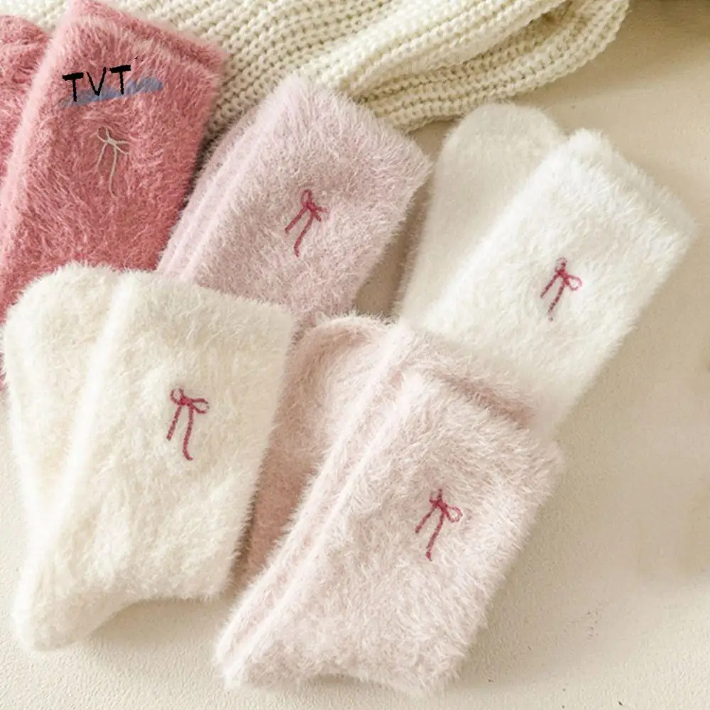 5Pairs Pink Bowknot Women's Thickened Socks Cute Comfortable Plush Sleep Socks Solid Color Breathable Middle Tube Socks
5Pairs Pink Bowknot Women's Thickened Socks Cute Comfortable Plush Sleep Socks Solid Color Breathable Middle Tube Socks