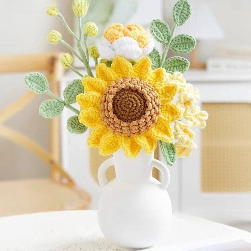 Cross-border Hot-selling New Products, Hand-crocheted Wool Flower Vase with Seeds, Sunflower Rose Finished Desktop Ornament
Cross-border Hot-selling New Products, Hand-crocheted Wool Flower Vase with Seeds, Sunflower Rose Finished Desktop Ornament