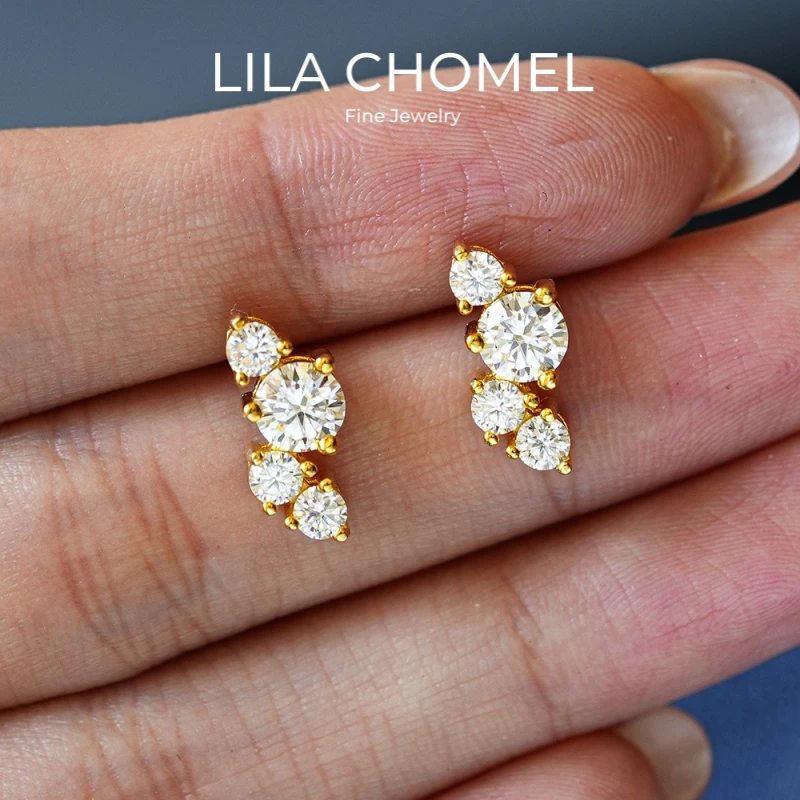 Lover Valentine's Day 18K Gold White Girl Birthday Gift 0.7CT Moissanite Diamond Women PT950 Platinum Dissymmetry Wife Earrings
Lover Valentine's Day 18K Gold White Girl Birthday Gift 0.7CT Moissanite Diamond Women PT950 Platinum Dissymmetry Wife Earrings