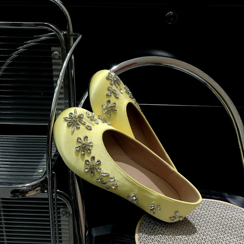 Women's Mary Jane Shoes Exquisite Rhinestone Flower Casual Shoes for Woman Fashion Ballet Flat Shoe Designer Shoes Zapatos Mujer
Women's Mary Jane Shoes Exquisite Rhinestone Flower Casual Shoes for Woman Fashion Ballet Flat Shoe Designer Shoes Zapatos Mujer