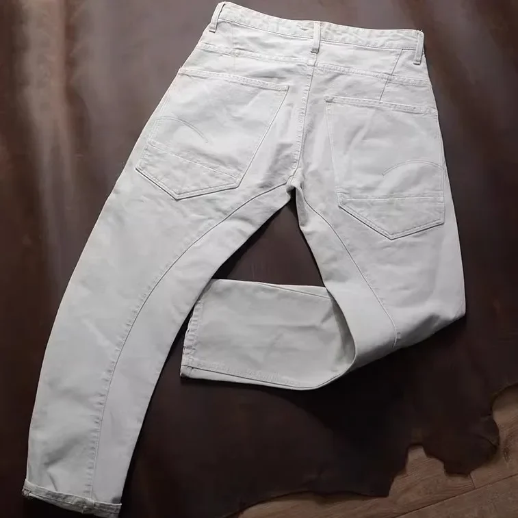 Яркие окрашенные бежевые джинсы из парусины TYPE-C Scimitar облегающие джинсы на небольшую ногу
Яркие окрашенные бежевые джинсы из парусины TYPE-C Scimitar облегающие джинсы на небольшую ногу