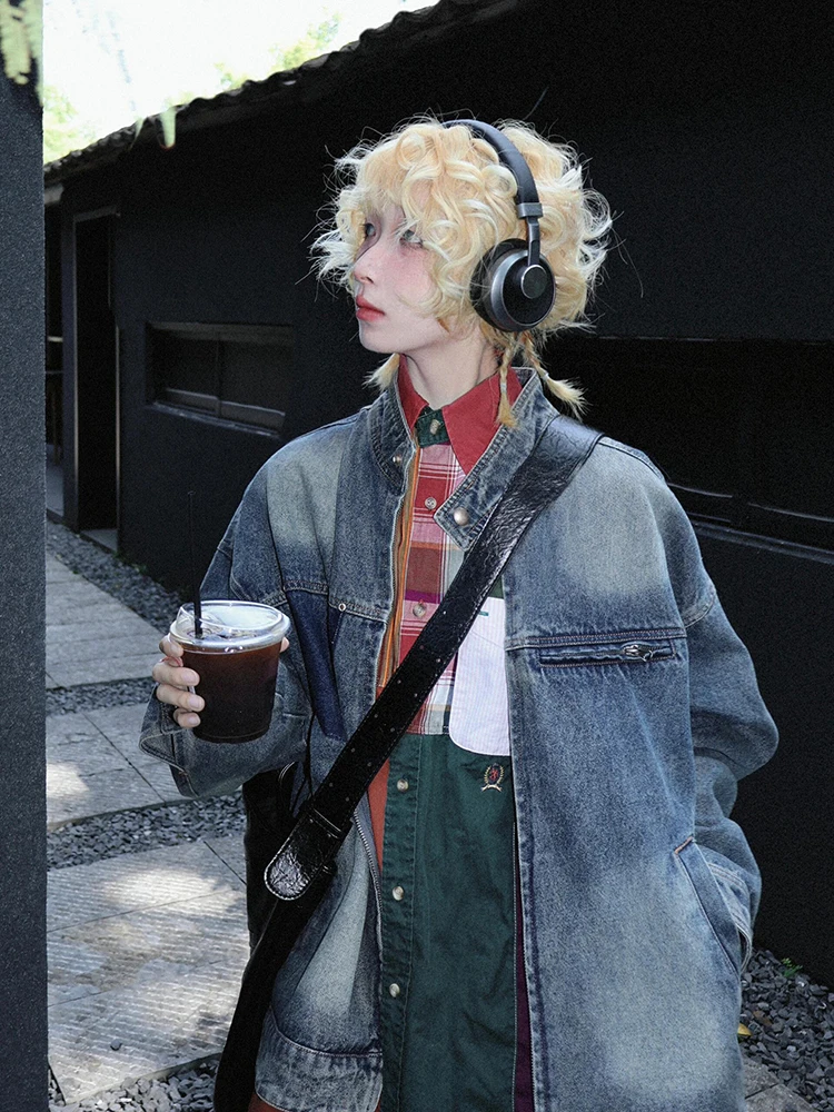 Ретро-куртка из американского денима для женщин, свободный крой, воротник-стойка, весна-осень, новая модная коллекция, брендовая рабочая одежда
Ретро-куртка из американского денима для женщин, свободный крой, воротник-стойка, весна-осень, новая модная коллекция, брендовая рабочая одежда