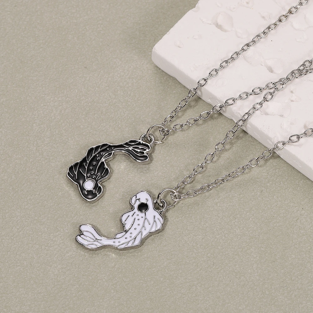 Yin-Yang Splicing Pendant Simple Charm Couple Jewelry Black White Tai Chi Bagua Fish Necklace Personality Niche Design
Yin-Yang Splicing Pendant Simple Charm Couple Jewelry Black White Tai Chi Bagua Fish Necklace Personality Niche Design