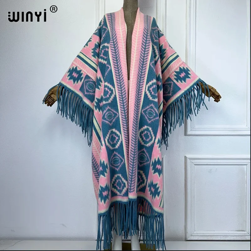 WINYI Зимний женский кардиган с бахромой, абайя, роскошное пальто в дубайском стиле, свободное пальто-накидка, женская зимняя верхняя одежда, длинное пуховое платье (балту)
WINYI Зимний женский кардиган с бахромой, абайя, роскошное пальто в дубайском стиле, свободное пальто-накидка, женская зимняя верхняя одежда, длинное пуховое платье (балту)