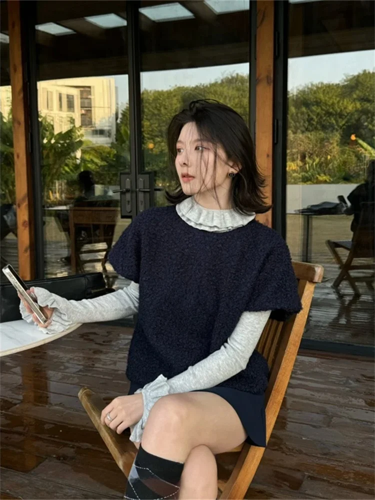 Original Short Sleeve Knitted Sweater Set for Women Dongda Gate Style Wood Grain Fashionable Autumn Wear
Original Short Sleeve Knitted Sweater Set for Women Dongda Gate Style Wood Grain Fashionable Autumn Wear