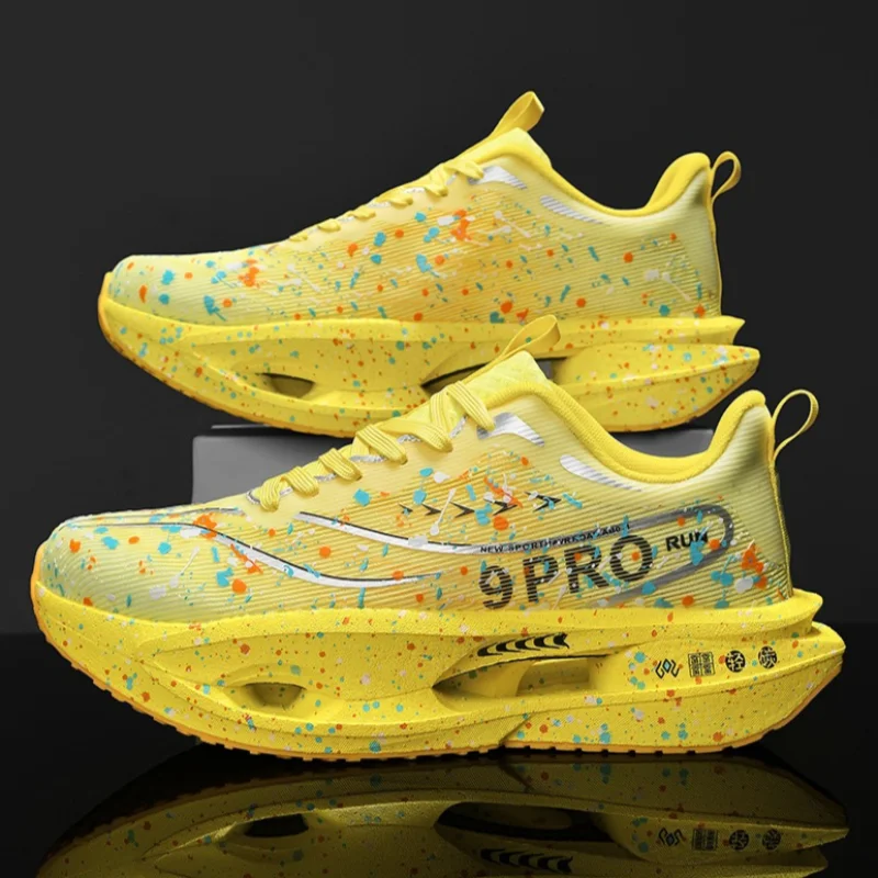 New Soft Sole Cushioning Men's Running Shoes for Women High-quality Road Jogging Shoes Light Comfy Sneakers
New Soft Sole Cushioning Men's Running Shoes for Women High-quality Road Jogging Shoes Light Comfy Sneakers