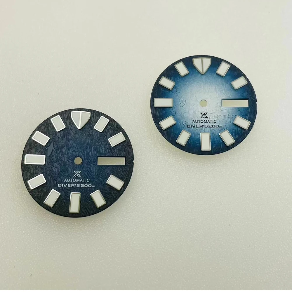 The new NH36 dial gradient blue 3D pattern modified mechanical watch strong green luminous literal diameter 28.5mm
The new NH36 dial gradient blue 3D pattern modified mechanical watch strong green luminous literal diameter 28.5mm