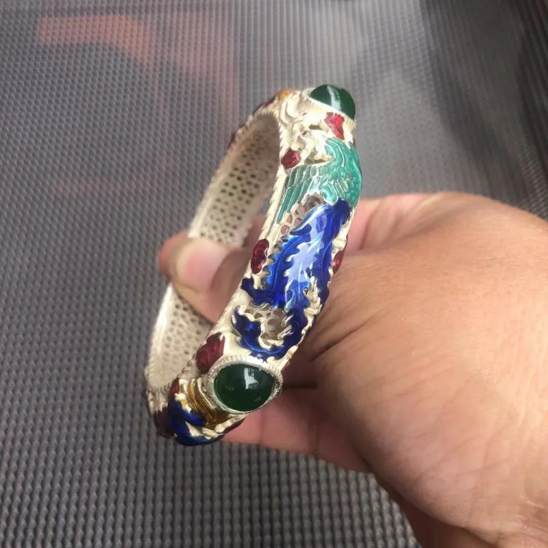 Antique Vintage Tibetan Miao Silver Inlaid Cloisonné Hollow Bracelet Men And Women
Antique Vintage Tibetan Miao Silver Inlaid Cloisonné Hollow Bracelet Men And Women