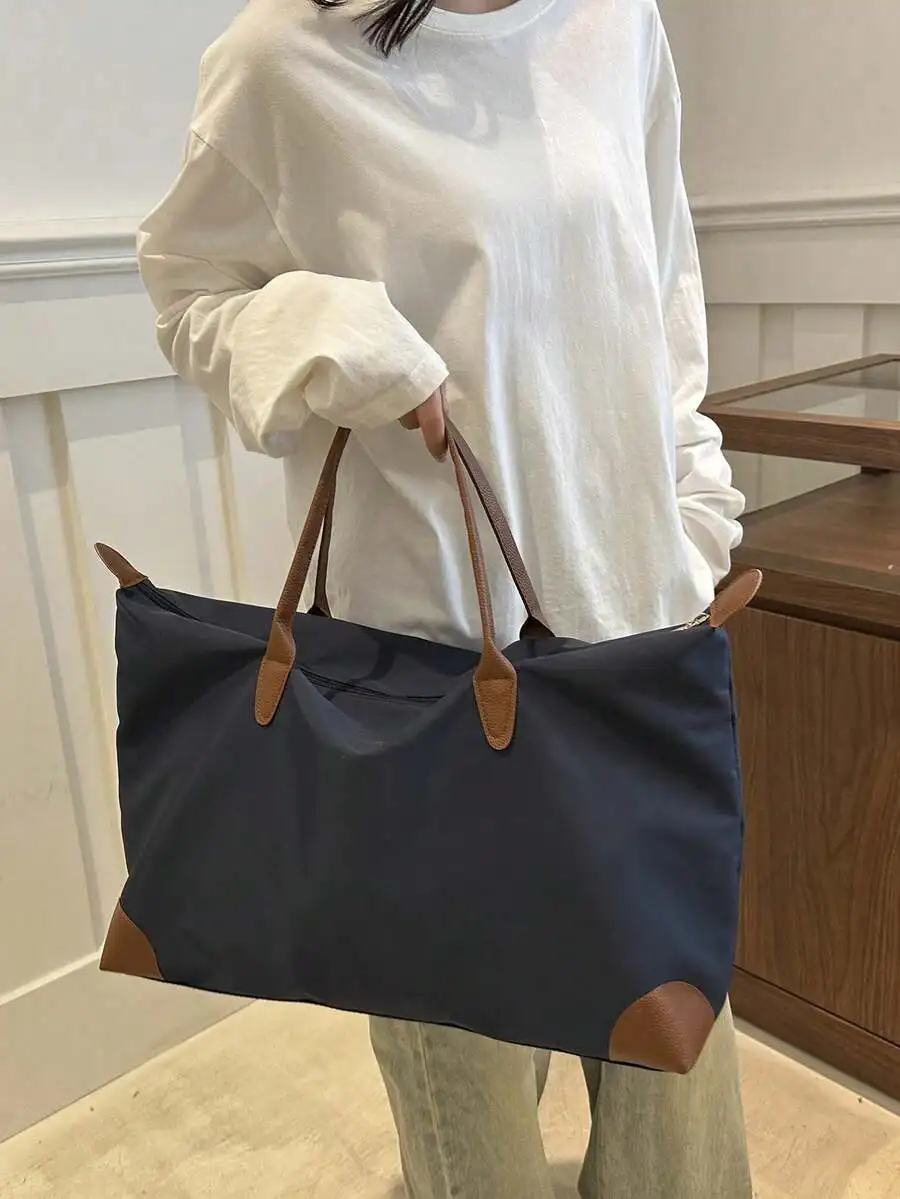 Minimalist Large Capacity Travel Weekender Tote Bag For Women
Minimalist Large Capacity Travel Weekender Tote Bag For Women