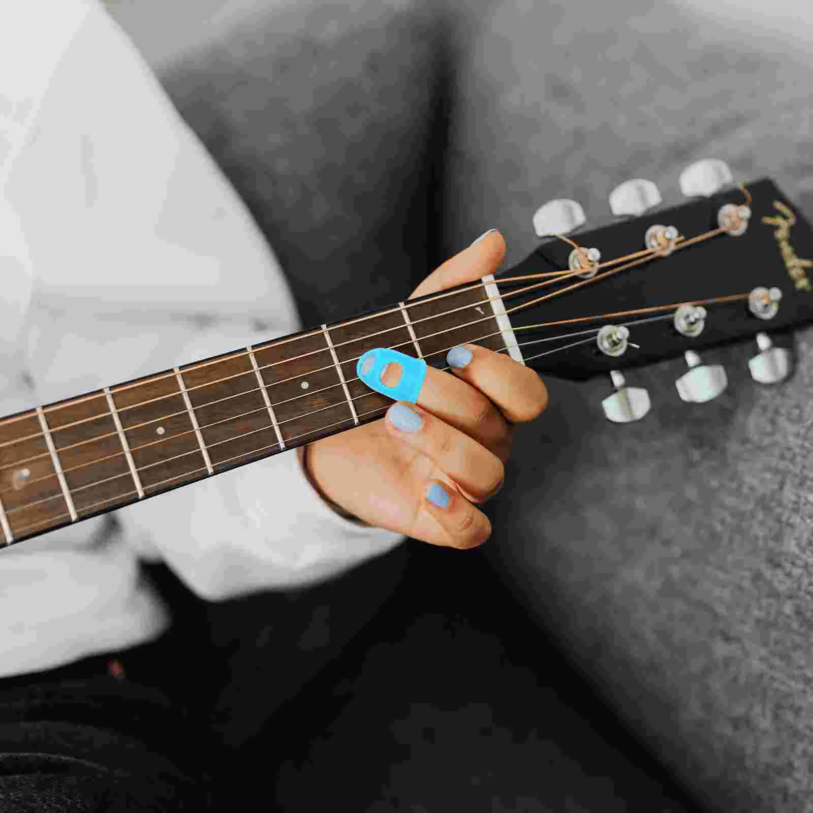 10 Pcs Protection Finger Cots Silicone Guards Electric Guitar Fingertip Protectors
10 Pcs Protection Finger Cots Silicone Guards Electric Guitar Fingertip Protectors