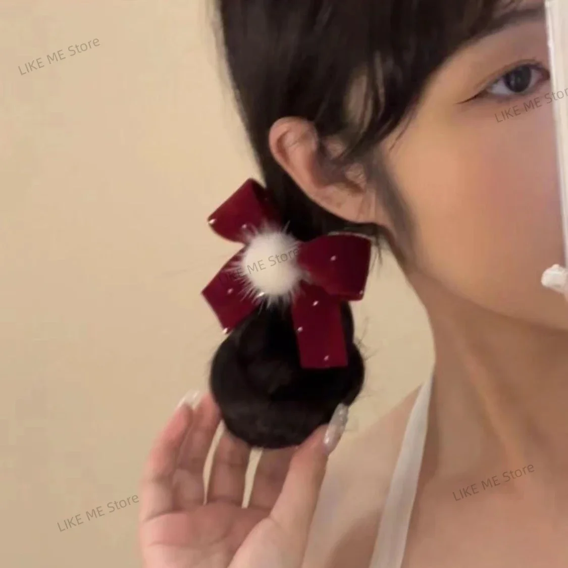 Christmas Red Bows Hair Clip for Girls Kids Cute Pompoms Hair Ties Baby Velvet Bow Hairs Clip New Year Hair Bands Gift
Christmas Red Bows Hair Clip for Girls Kids Cute Pompoms Hair Ties Baby Velvet Bow Hairs Clip New Year Hair Bands Gift