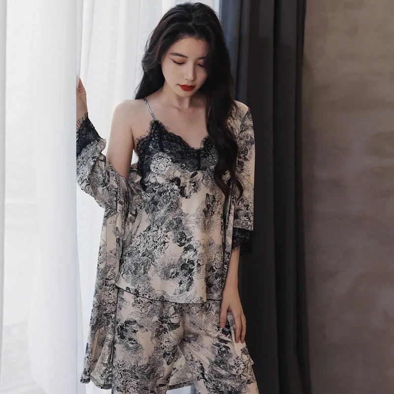 New women's pajamas, women's sexy, thin, ice, snow, silk, satin and suspender nightgown, three-piece suit can be worn outside
New women's pajamas, women's sexy, thin, ice, snow, silk, satin and suspender nightgown, three-piece suit can be worn outside