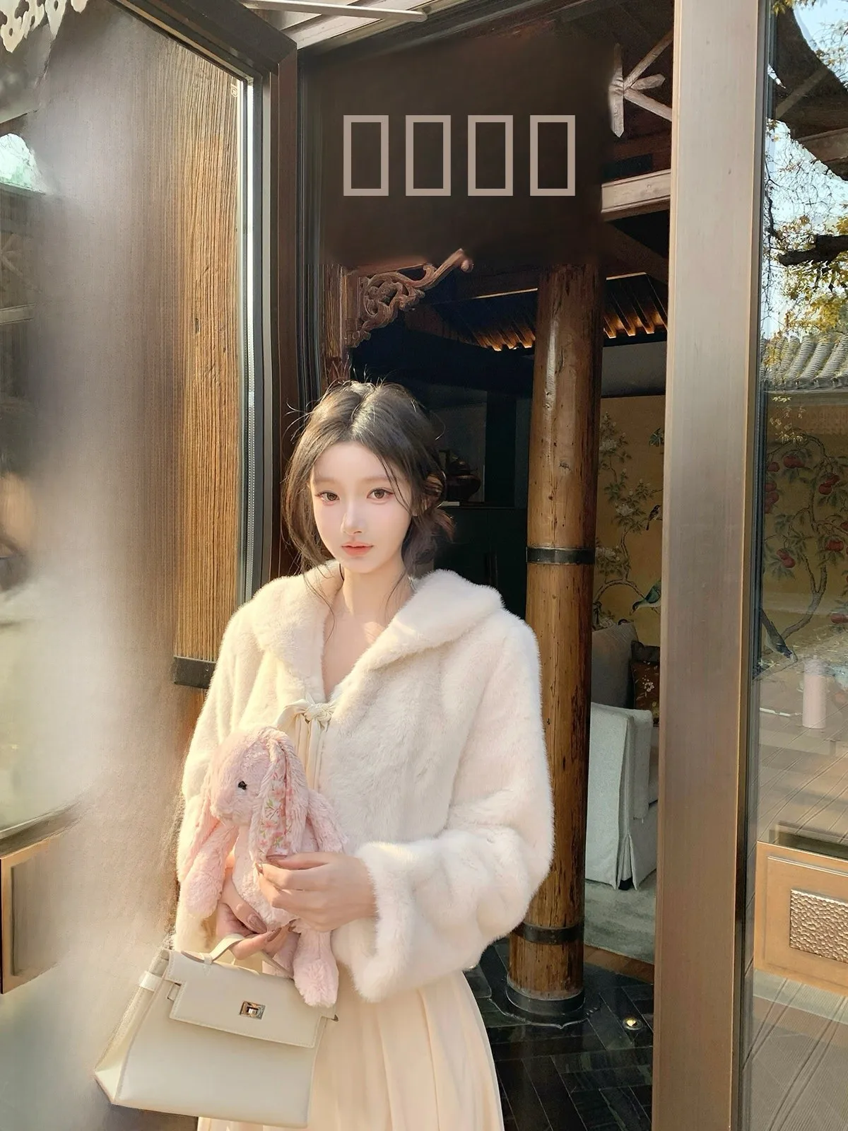 Hotdog Thiened Winter Fur Coat Women's Long Sve Casual Sle Simulation Rabbit Fur Jaet Stand Version Youth And Mid...
Hotdog Thiened Winter Fur Coat Women's Long Sve Casual Sle Simulation Rabbit Fur Jaet Stand Version Youth And Mid...