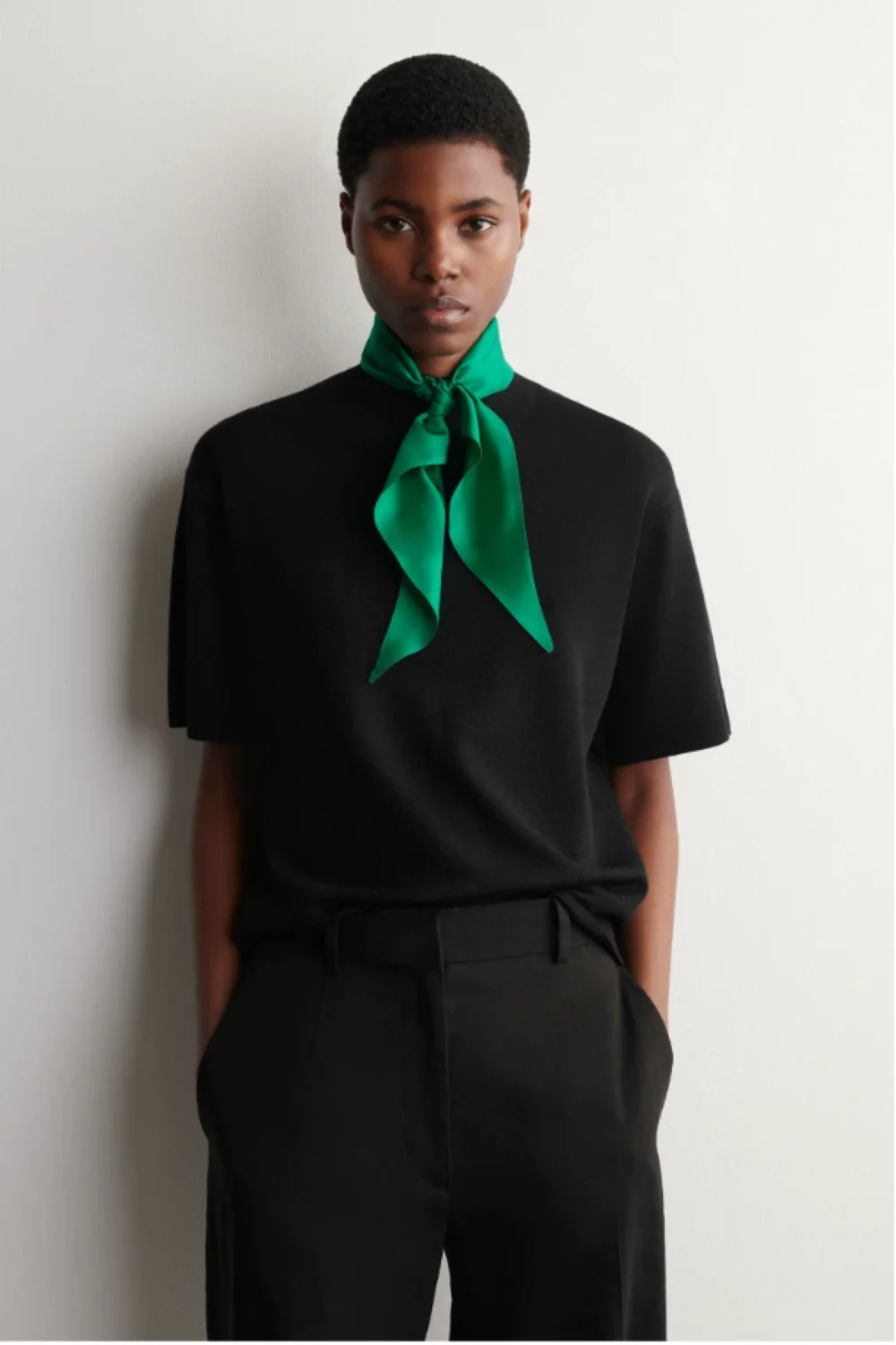 XIMIAN APPAREL 2026 YAZHIMEI traf cos spring new style of Women's Casual Standard Fit Black/Green Scarf Detail T-Shirt
XIMIAN APPAREL 2026 YAZHIMEI traf cos spring new style of Women's Casual Standard Fit Black/Green Scarf Detail T-Shirt