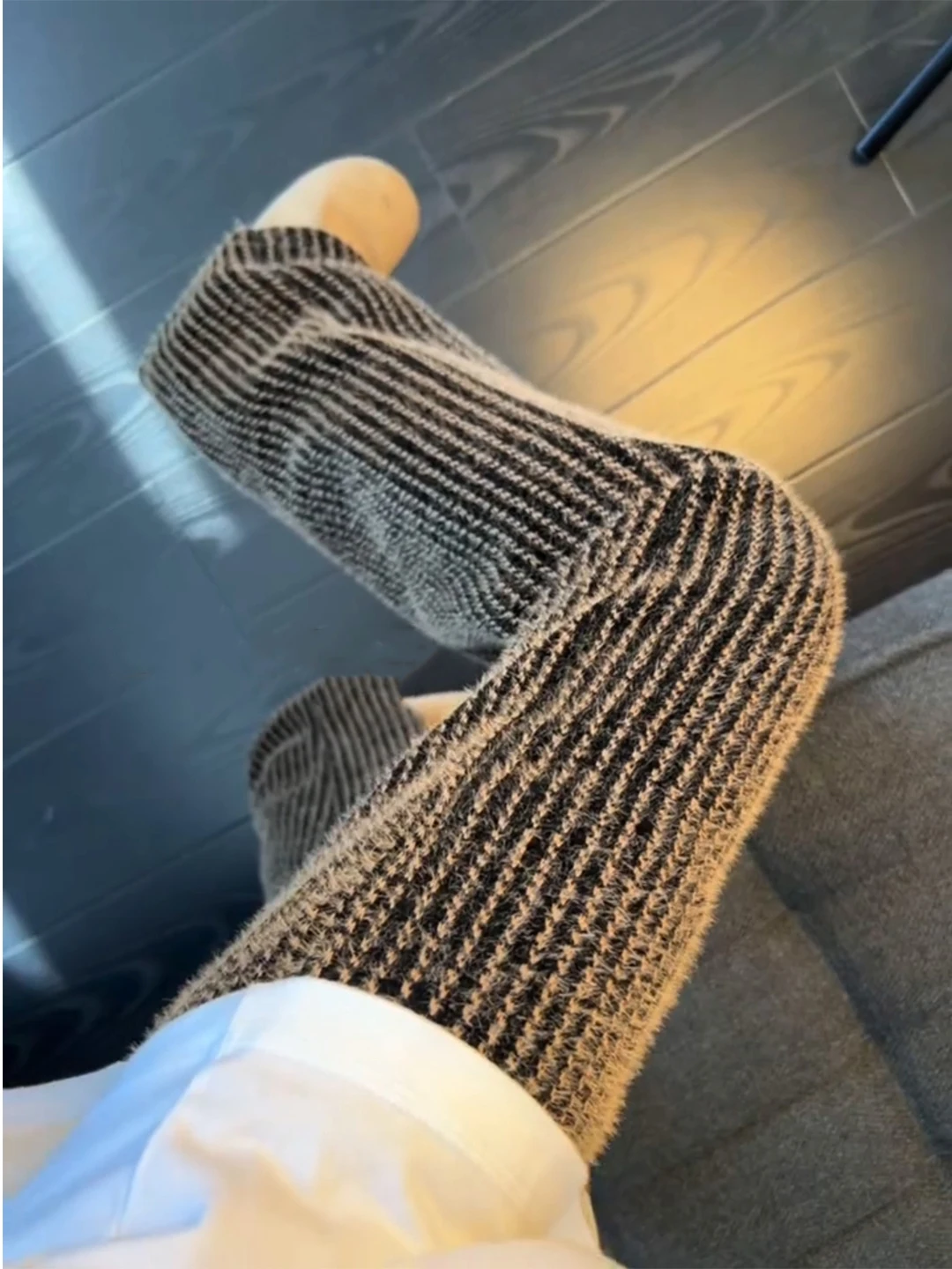 Осень-зима, мужские коричневые вельветовые прямые повседневные брюки, повседневные брюки с тяжелой драпировкой в вертикальную полоску, американские сле
Осень-зима, мужские коричневые вельветовые прямые повседневные брюки, повседневные брюки с тяжелой драпировкой в вертикальную полоску, американские сле