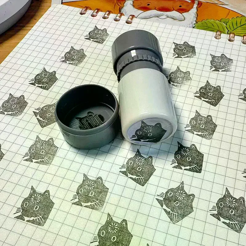 2 шт., креативный маленький знак кота в ударе, штамп Kawaii, мультяшный кот, штамп, украшение для дневника, принадлежности для рукоделия, детская игрушка «сделай сам», забавный подарок
2 шт., креативный маленький знак кота в ударе, штамп Kawaii, мультяшный кот, штамп, украшение для дневника, принадлежности для рукоделия, детская игрушка «сделай сам», забавный подарок