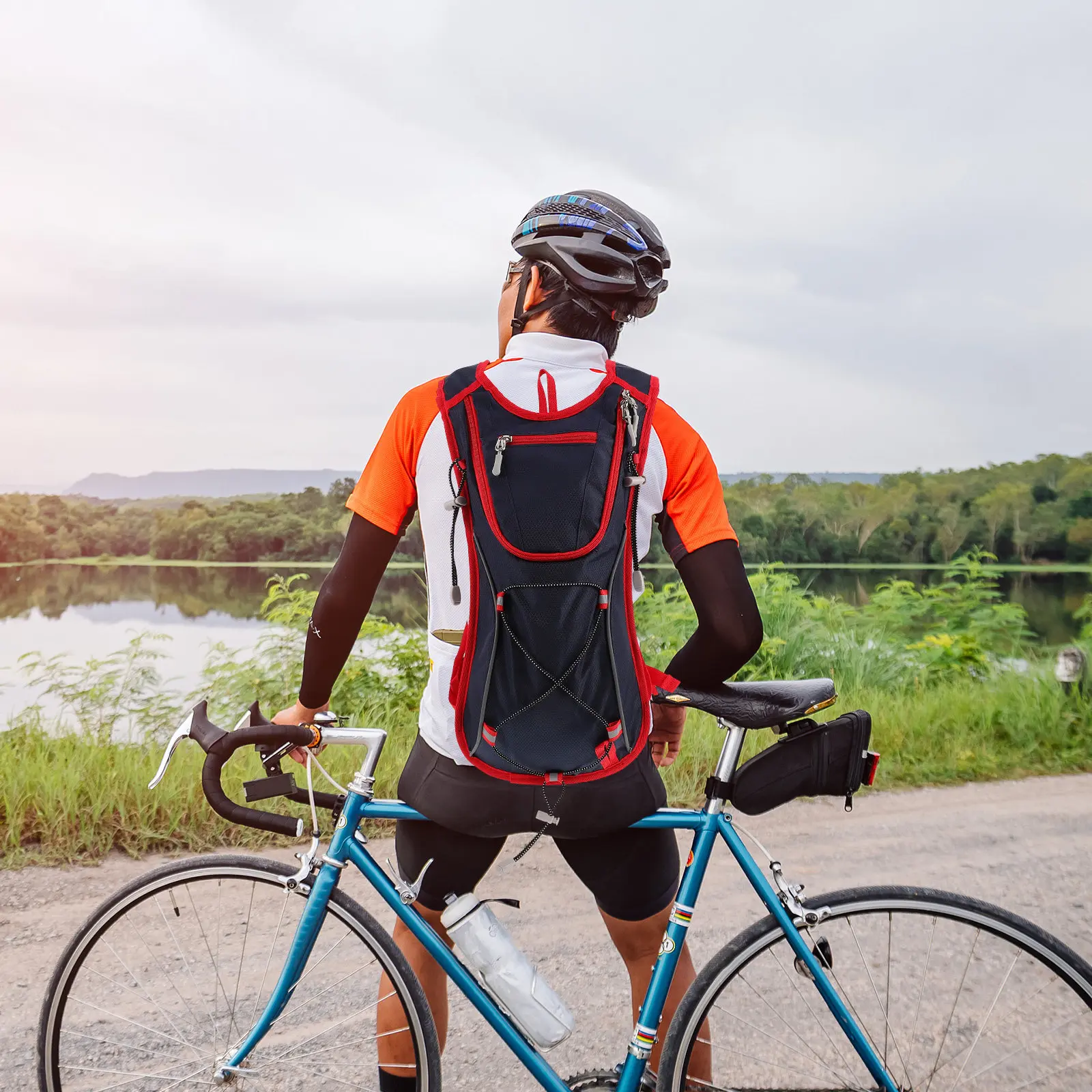 Water Backpack Lightweight Hiking Pack Outdoor Travel Running Cycling Bag for Men Women Snug Fit Comfortable Shoulder Straps
Water Backpack Lightweight Hiking Pack Outdoor Travel Running Cycling Bag for Men Women Snug Fit Comfortable Shoulder Straps