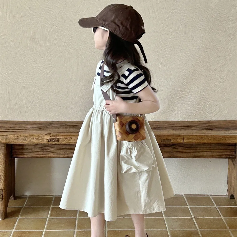 Girls' Dress Set Spring/Summer New Fashionable Children's Strap Skirt+Striped Short Sleeve T-shirt Two Piece Set
Girls' Dress Set Spring/Summer New Fashionable Children's Strap Skirt+Striped Short Sleeve T-shirt Two Piece Set