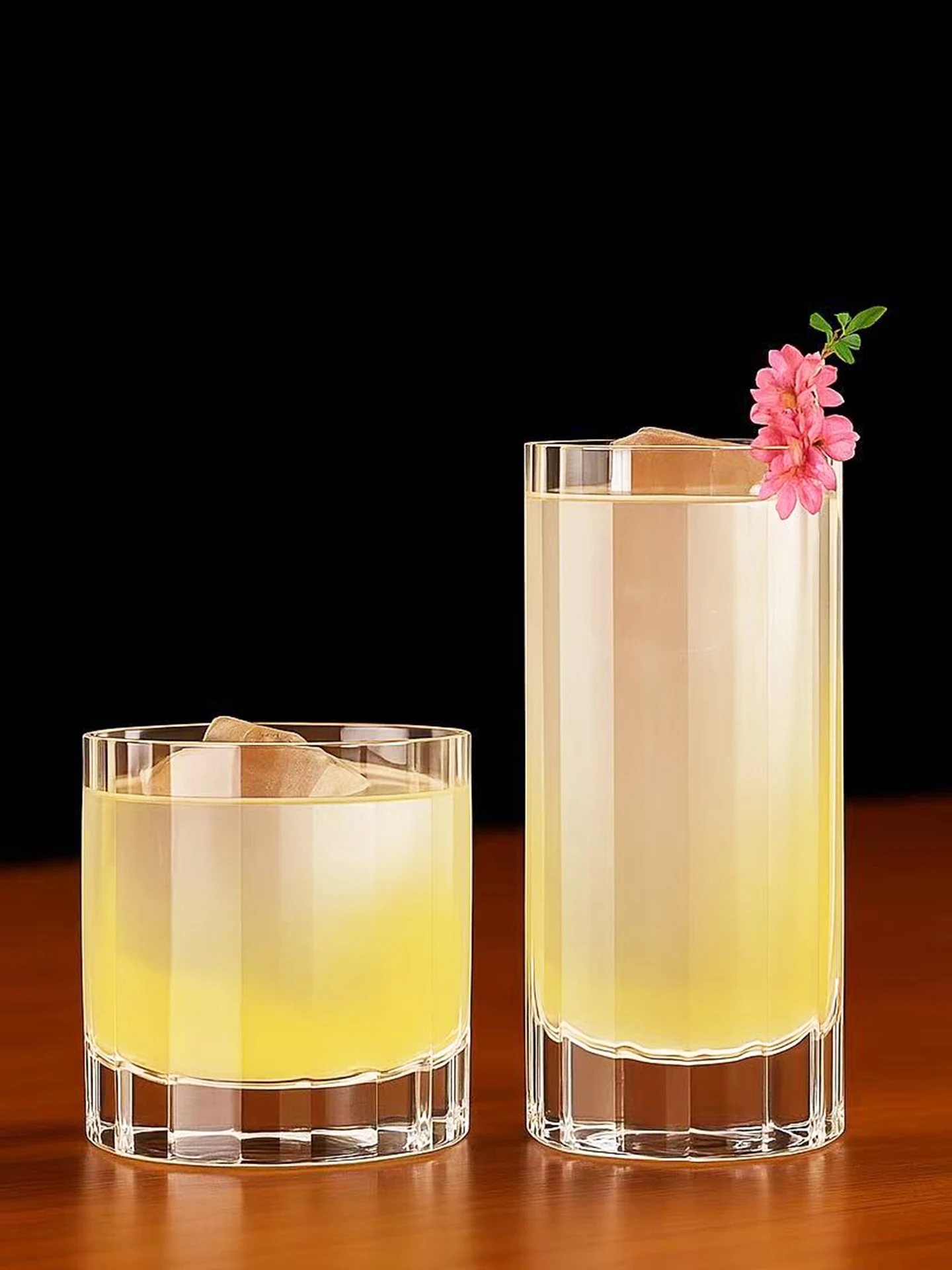 280ml/330ml Lead-free Crystal Handmade Whiskey Cocktail Gin And Tonic Round Ice Ball Glass Barware
280ml/330ml Lead-free Crystal Handmade Whiskey Cocktail Gin And Tonic Round Ice Ball Glass Barware