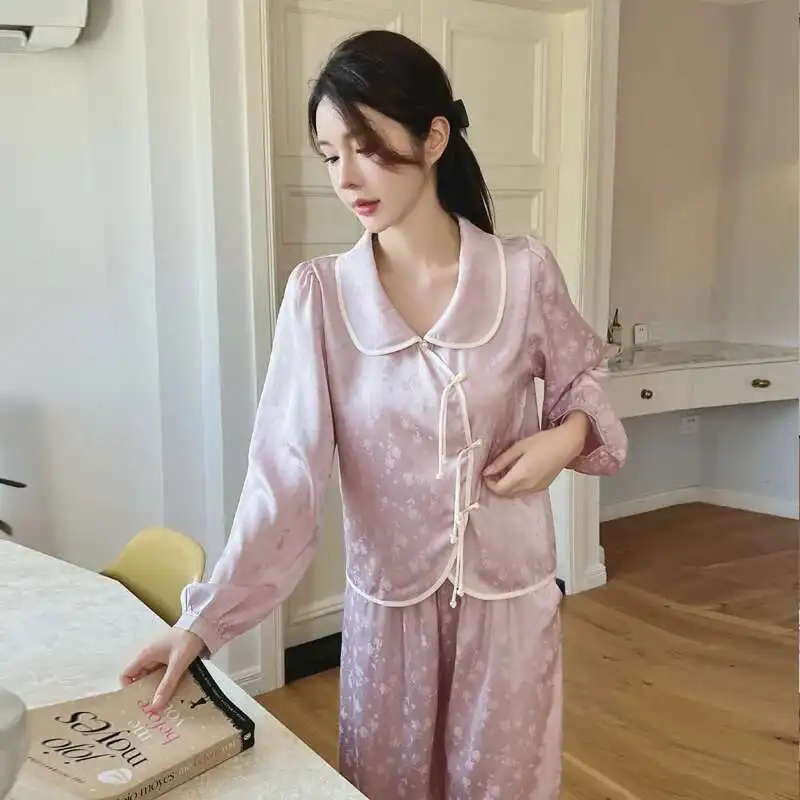 New Noble Ice Silk Print Pajamas Women Long Sleeve Trousers Jacquard French Soft High Quality Satin Two-piece Soft Pyjams Sets
New Noble Ice Silk Print Pajamas Women Long Sleeve Trousers Jacquard French Soft High Quality Satin Two-piece Soft Pyjams Sets