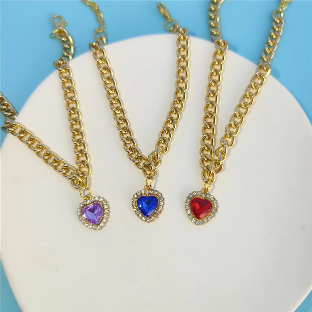 New Pet Collar Love Gem Charm Personalized Detachable Kitten Necklace Fashion Cute Festive Cat Dog No Bell Decoration
New Pet Collar Love Gem Charm Personalized Detachable Kitten Necklace Fashion Cute Festive Cat Dog No Bell Decoration