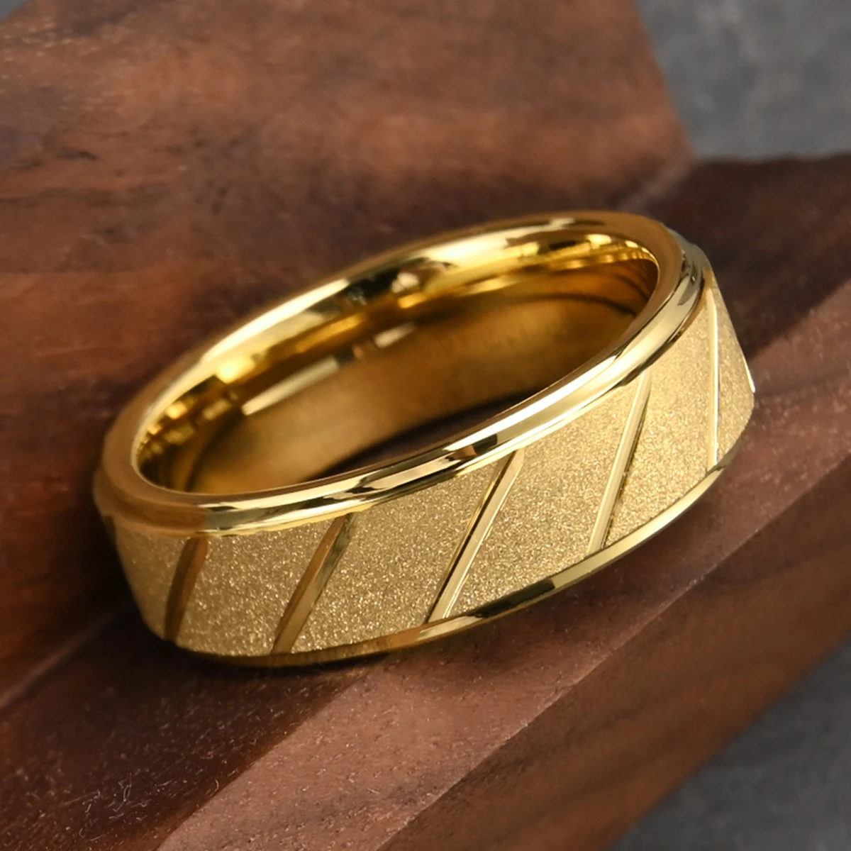 tungsten carbide ring for man anillos bague homme pareja de compromiso fashion jewelry wedding band couple engagement rings gift
tungsten carbide ring for man anillos bague homme pareja de compromiso fashion jewelry wedding band couple engagement rings gift