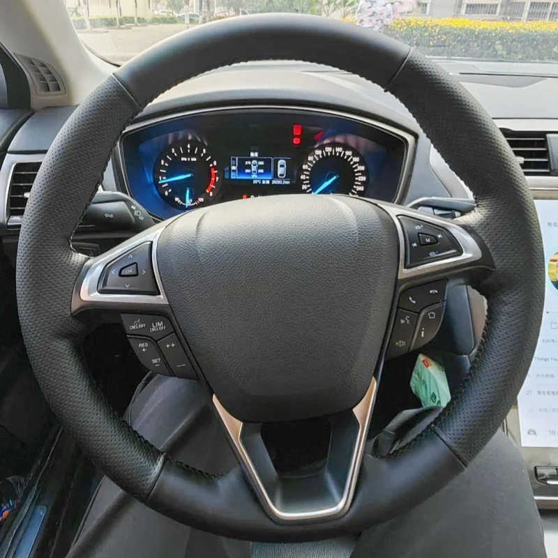 Автомобильный руль, противоскользящий чехол из натуральной кожи для Ford Mondeo 2013 2014 EDGE 2015 2016, чехол на руль, аксессуары
Автомобильный руль, противоскользящий чехол из натуральной кожи для Ford Mondeo 2013 2014 EDGE 2015 2016, чехол на руль, аксессуары