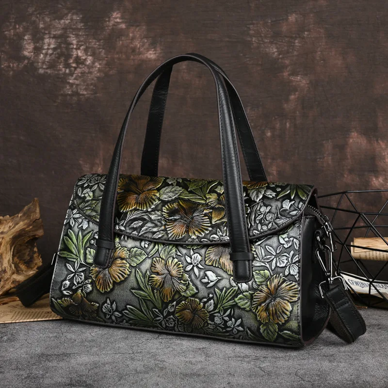 New Genuine Leather Women's Retro Handbag Single Shoulder Diagonal Cross Headband Cowhide Women's Qipao Bag
New Genuine Leather Women's Retro Handbag Single Shoulder Diagonal Cross Headband Cowhide Women's Qipao Bag