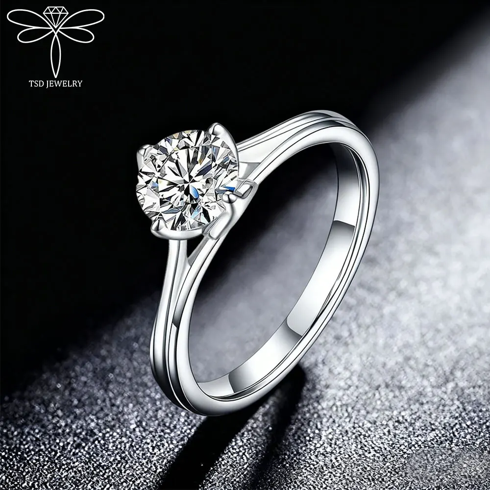 1ct D Color VVS1 Moissanite 925 Sterling Silver Rings Women's Solitaire Sparkling Lab Created Diamond Eternity Engagement Rings
1ct D Color VVS1 Moissanite 925 Sterling Silver Rings Women's Solitaire Sparkling Lab Created Diamond Eternity Engagement Rings
