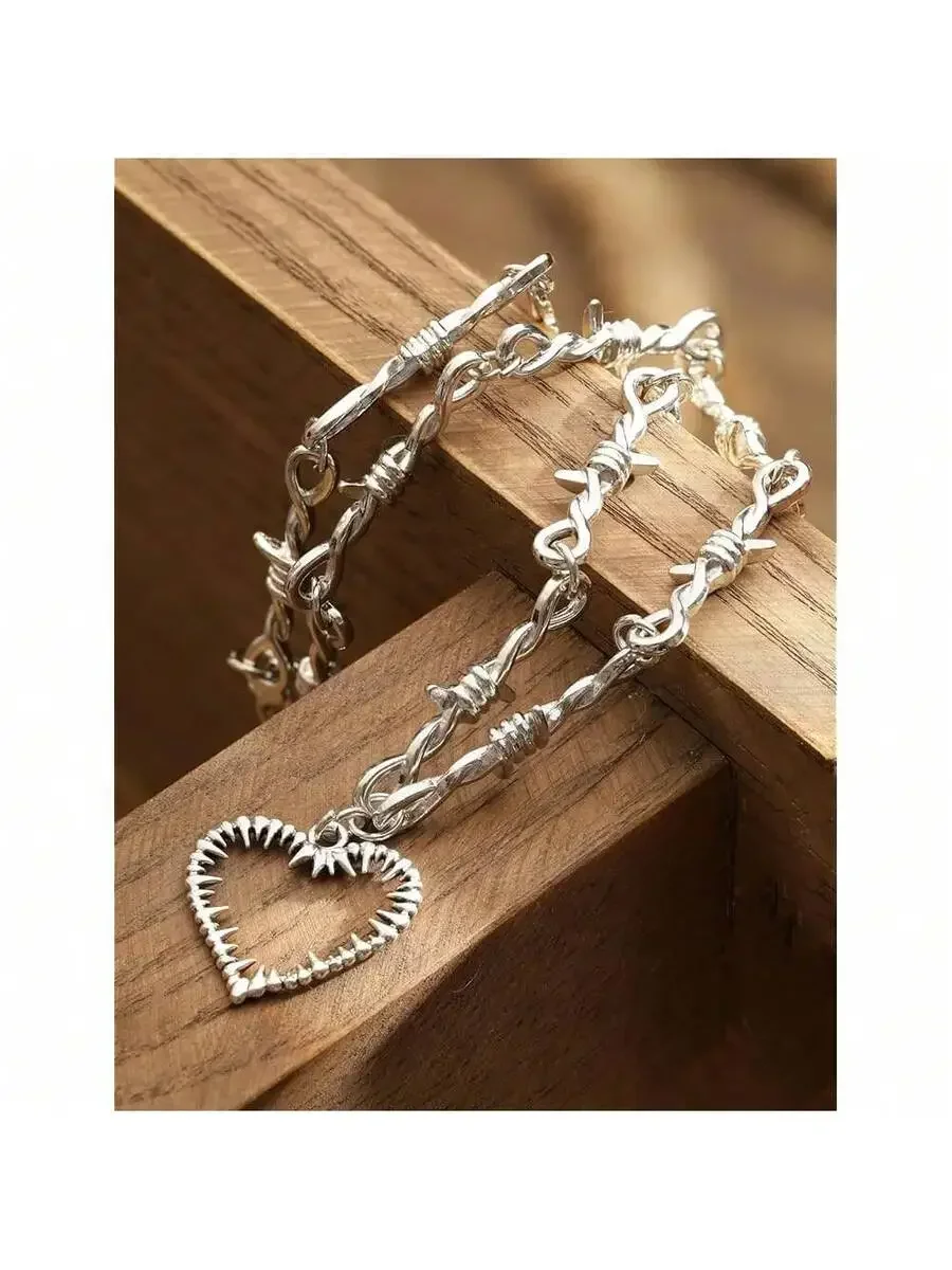 Gothic Barbed Wire Chain Pendant Necklace Punk Grunge Jewelry For Women
Gothic Barbed Wire Chain Pendant Necklace Punk Grunge Jewelry For Women